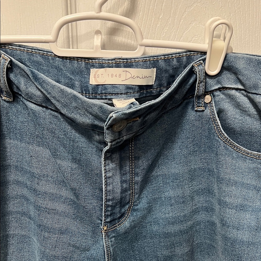 Cato Blue Denim Cropped Pants